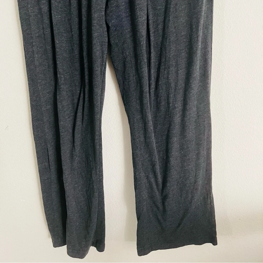 Croft & Barrow Men's Gray and Blue/White Checkered Lounge Pants Med - Set of 2